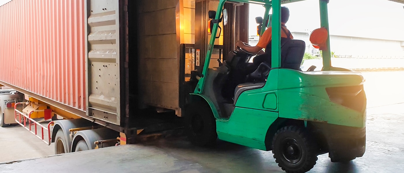 How To Maintain A Safe Loading Dock Area